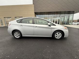 Used 2010 Toyota Prius Five video 2