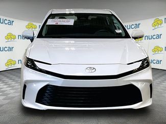 Used 2025 Toyota Camry LE video 2