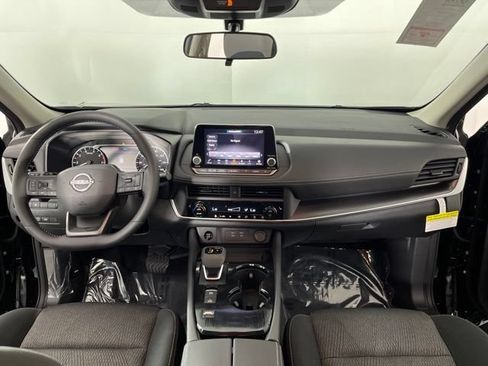 New 2026 Nissan Rogue SV w/ Cold Weather Package FWD image 37
