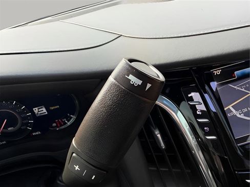 Used 2018 Cadillac Escalade Platinum image 59