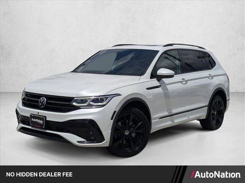 Used 2024 Volkswagen Tiguan SEL R-Line AWD/4WD image 1
