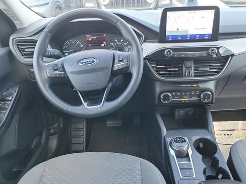 Used 2022 Ford Escape SE w/ SE Sport Appearance Package FWD image 12