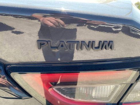 Used 2021 Nissan Maxima Platinum w/ 40th Anniversary Package image 8