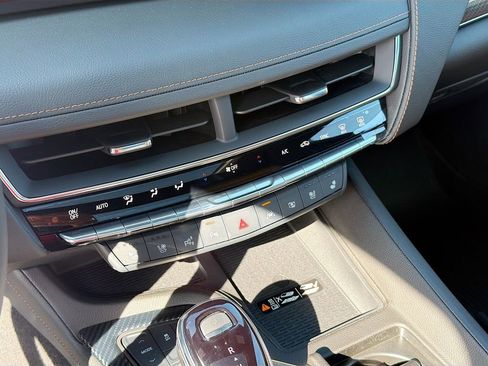 New 2026 Cadillac CT5 V AWD/4WD image 16