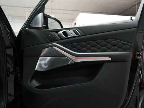 Used 2021 BMW X5 M w/ Executive Package image 41