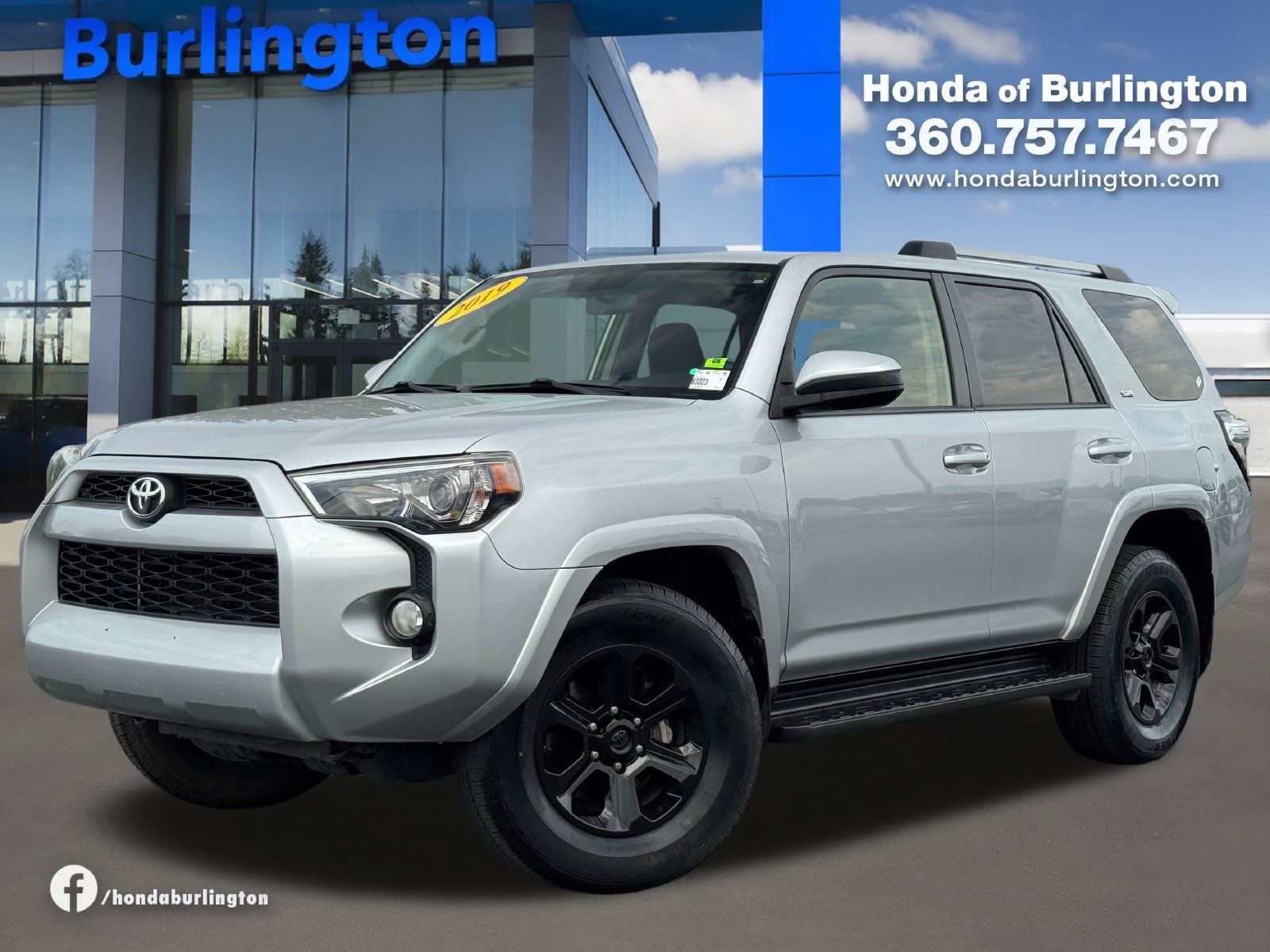 Used 2019 Toyota 4Runner SR5 AWD/4WD image 1