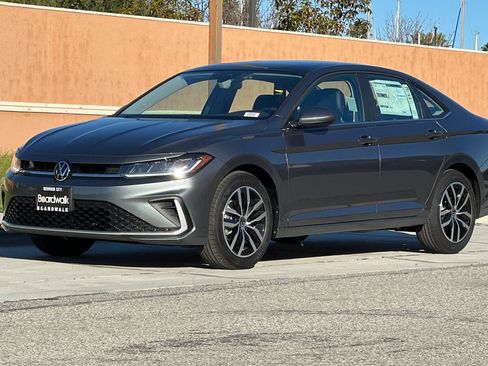 New 2026 Volkswagen Jetta SE FWD image 8