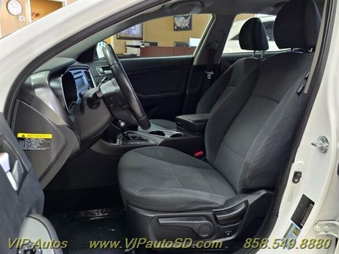 Used 2016 Kia Optima Hybrid FWD image 15