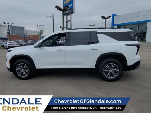 Certified 2024 Chevrolet Traverse LT AWD/4WD image 5
