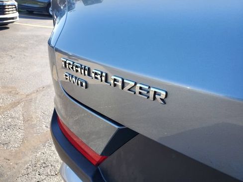 Certified 2025 Chevrolet TrailBlazer LT AWD/4WD image 10