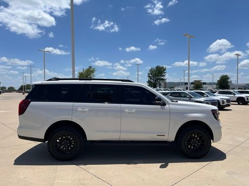 Used 2026 Ford Expedition Tremor AWD/4WD image 6