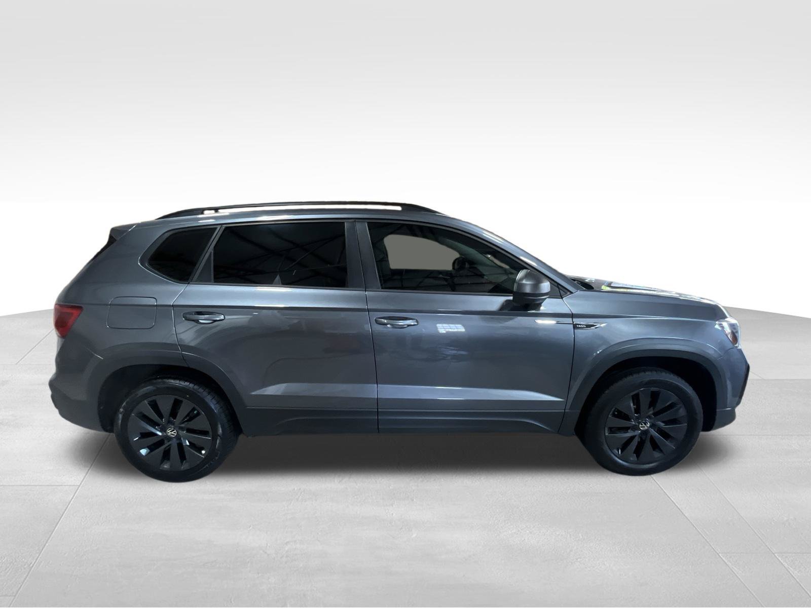 Used 2024 Volkswagen Taos S FWD image 4