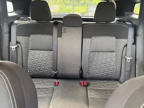 Used 2025 Nissan Kicks SV FWD image 26