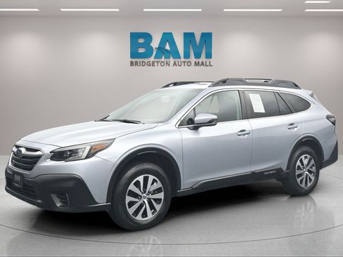 Used 2021 Subaru Outback Premium w/ Popular Package #1 AWD/4WD image 3