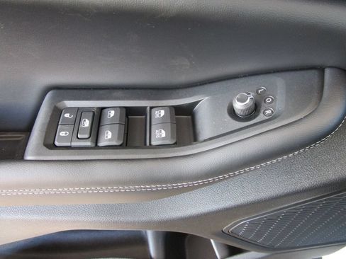 New 2026 Jeep Grand Cherokee Laredo X AWD/4WD image 21