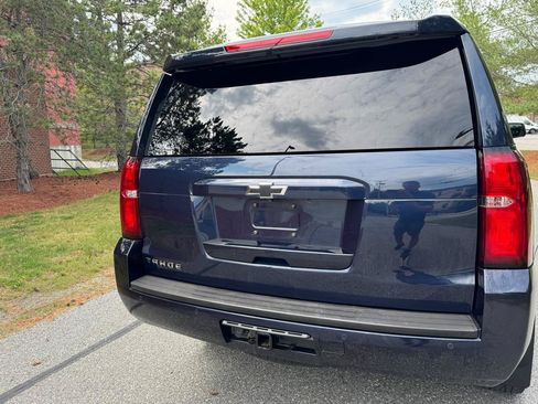Used 2018 Chevrolet Tahoe LT AWD/4WD image 26
