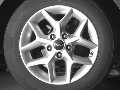 Used 2025 Kia Soul LX w/ LX Technology Package FWD image 18