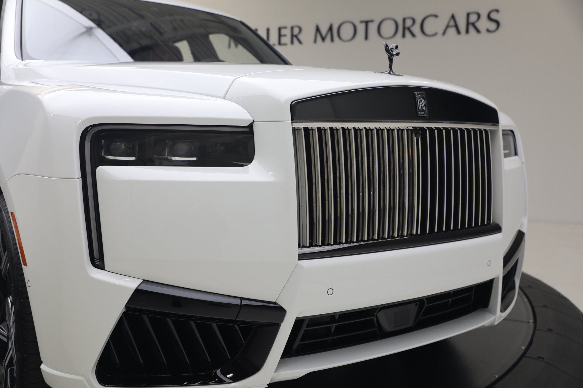 New 2027 Rolls-Royce Cullinan Black Badge AWD/4WD image 38