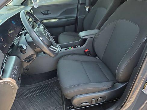 Certified 2024 Hyundai Kona SEL FWD image 11