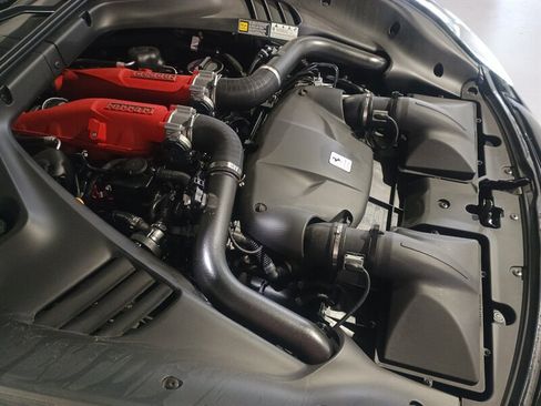 Used 2018 Ferrari California T RWD image 37