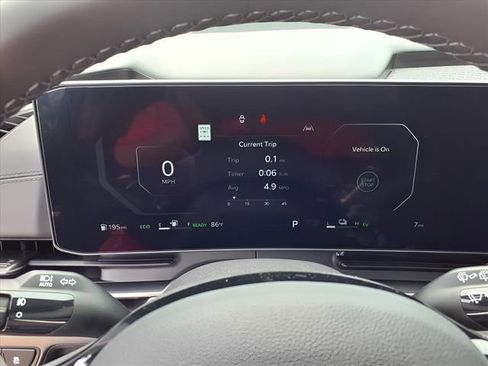 New 2025 Kia Carnival SX w/ SX Dark Edition Package FWD image 11