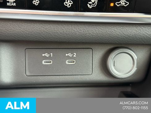 Used 2025 Nissan Rogue SV FWD image 10