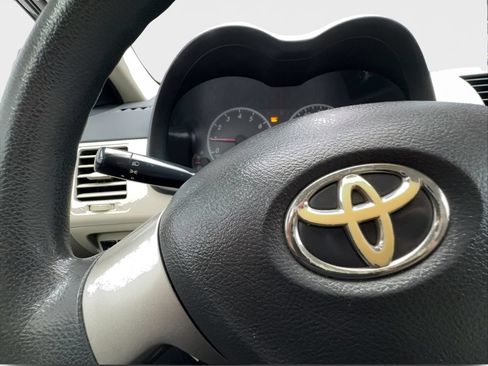 Used 2011 Toyota Corolla LE FWD image 37