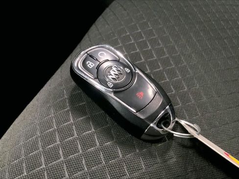 Used 2022 Buick Encore Preferred w/ Safety Package image 18