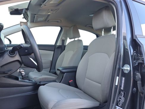 Used 2021 Kia Forte LXS image 25