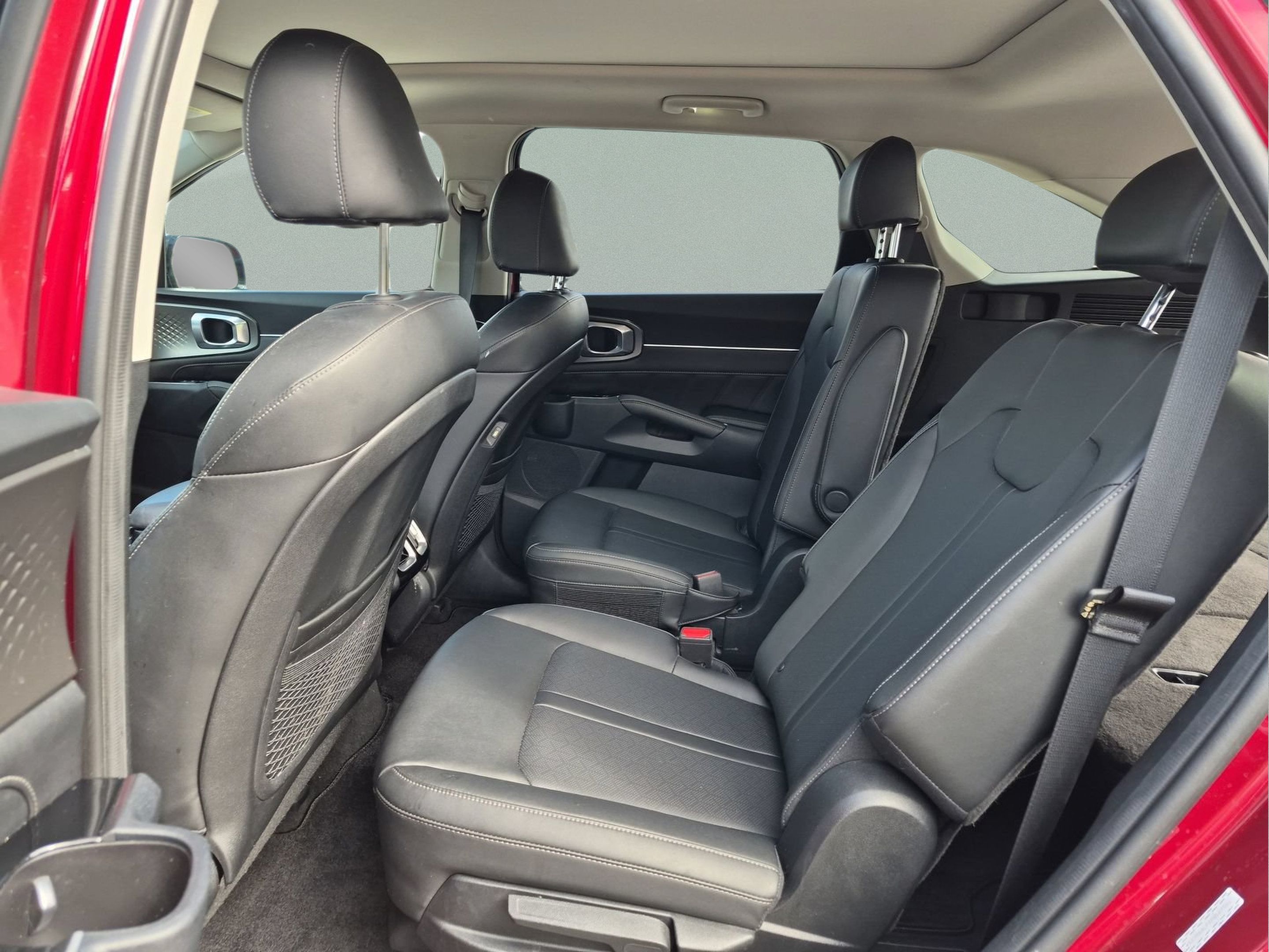 Used 2023 Kia Sorento SX FWD image 17