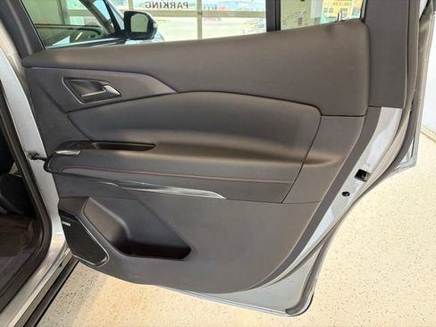 Used 2025 Chevrolet Traverse RS w/ LPO, Floor Liner Package AWD/4WD image 49