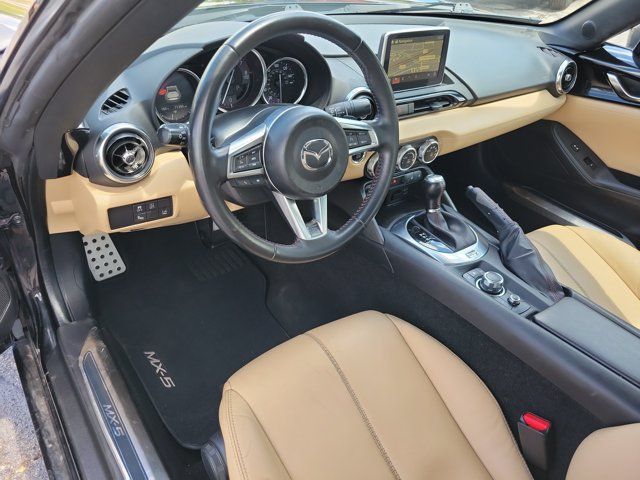 Used 2017 MAZDA MX-5 Miata RF Grand Touring w/ Appearance Package RWD image 4