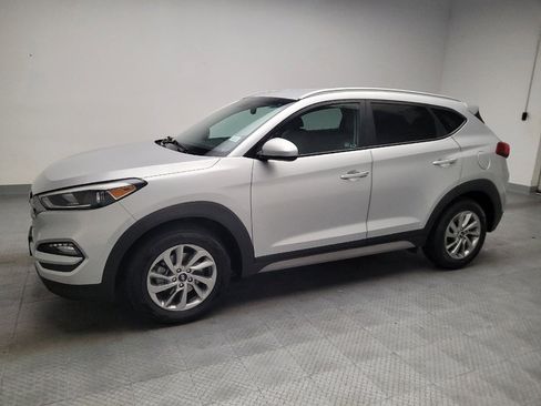 Used 2018 Hyundai Tucson SEL FWD image 2