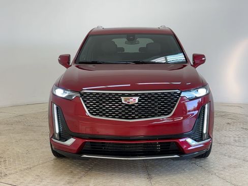 Certified 2025 Cadillac XT6 Premium Luxury image 5