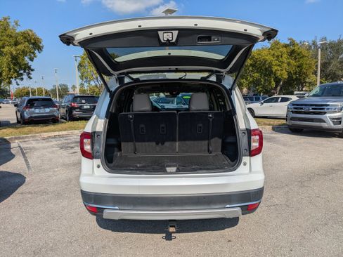 Used 2022 Honda Pilot Touring image 13