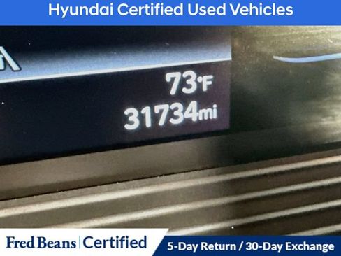 Certified 2025 Hyundai Venue SEL FWD image 27