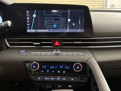Certified 2023 Hyundai Elantra SEL w/ Convenience Package FWD image 20