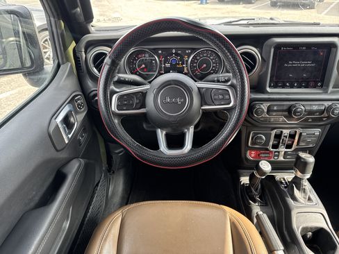 Used 2021 Jeep Wrangler Unlimited Rubicon image 12