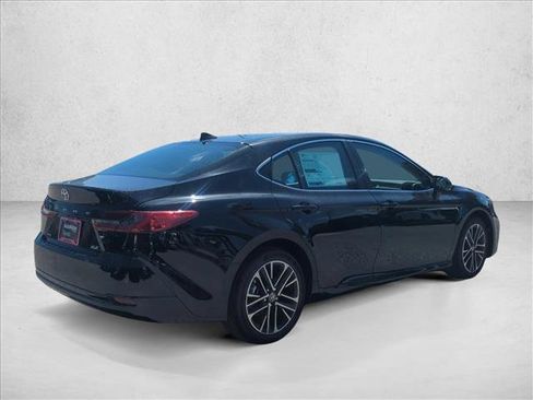 Certified 2026 Toyota Camry XLE FWD image 5