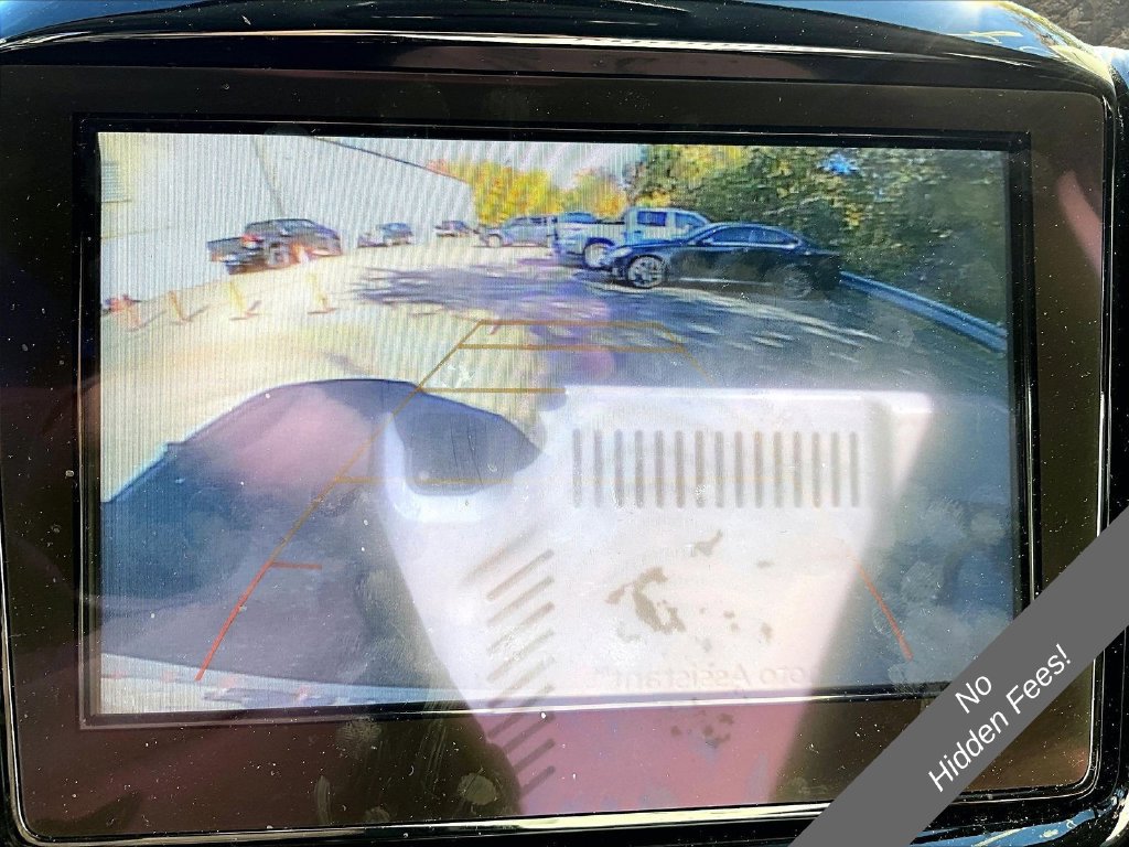 Used 2018 Chevrolet Traverse LT FWD image 15