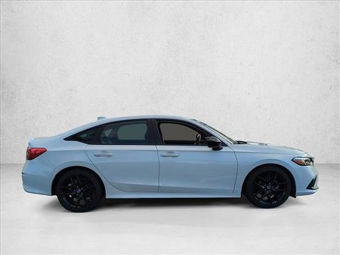 Used 2023 Honda Civic Sport image 4