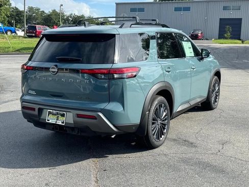 New 2026 Nissan Pathfinder SL w/ SL Premium Package (P04) AWD/4WD image 3