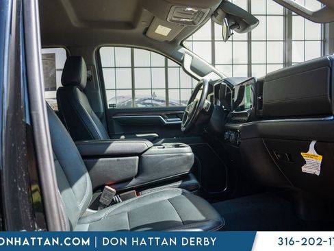 Used 2022 Chevrolet Silverado 1500 RST w/ Z71 Off-Road Package AWD/4WD image 27