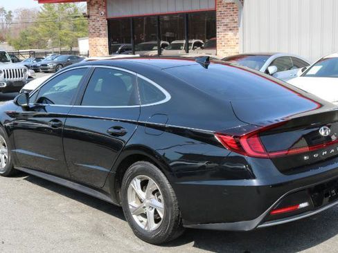 Used 2021 Hyundai Sonata SE w/ Cargo Package image 5