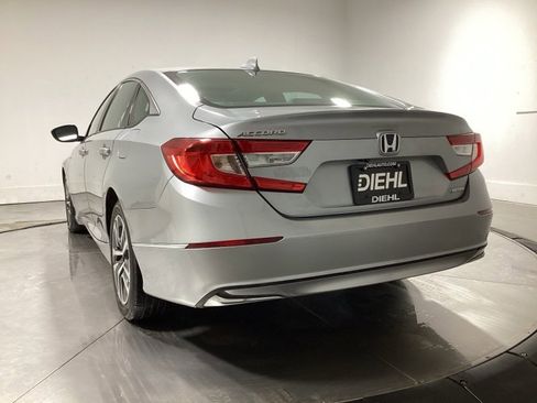 Used 2021 Honda Accord EX image 5