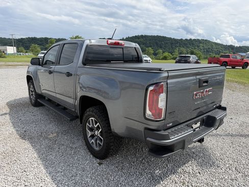 Used 2022 GMC Canyon AT4 w/ Trailering Package AWD/4WD image 4