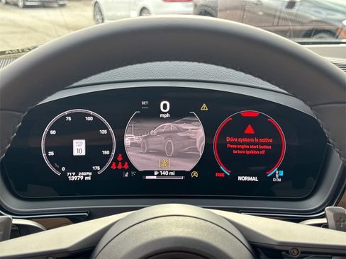 Used 2025 Porsche Cayenne Coupe image 27