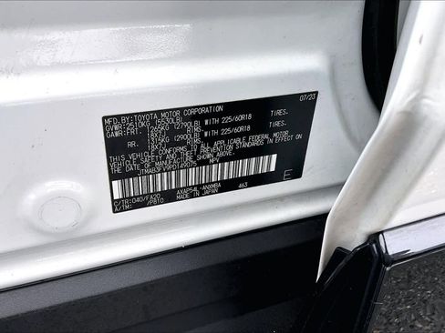 Certified 2023 Toyota RAV4 SE image 32