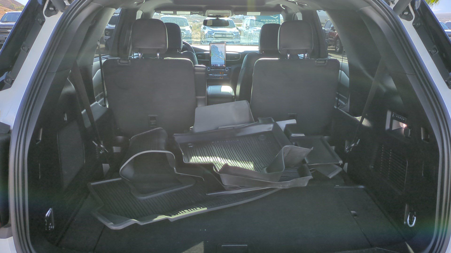 Used 2023 Ford Explorer ST w/ Equipment Group 401A AWD/4WD image 32