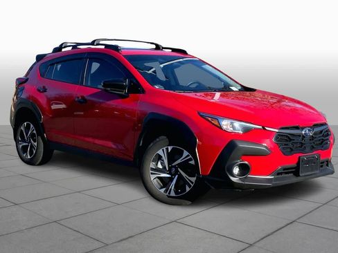 Used 2025 Subaru Crosstrek 2.0i Premium image 3